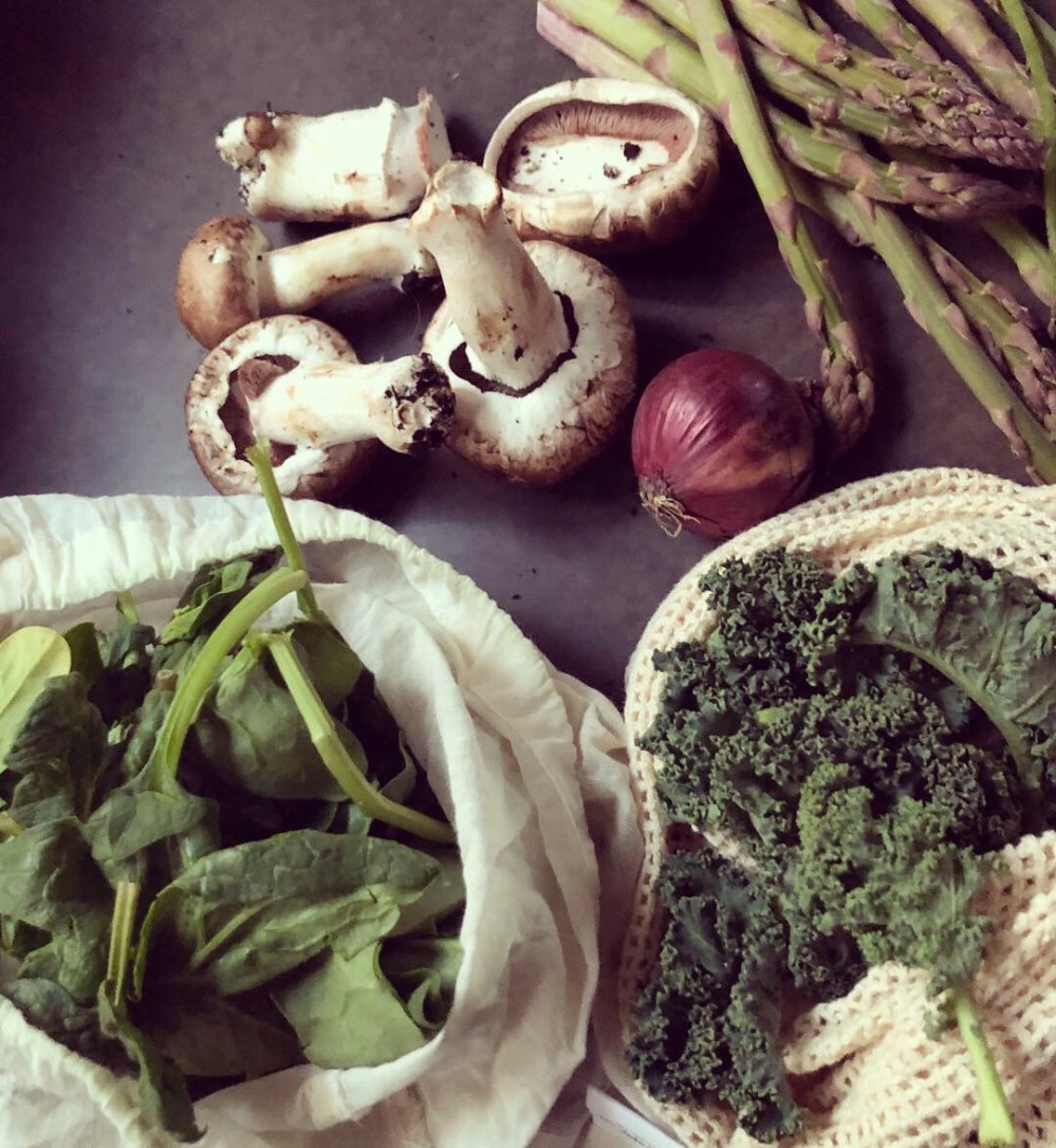 F8DDBBFD-8519-4E1D-B5E2-97FCA2975E91